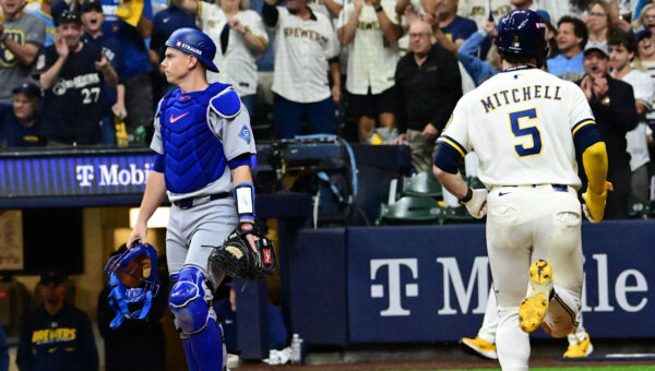Dodgers drop Game 1 of NLCS in Milwaukee