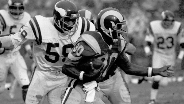 Former Rams RB Lawrence McCutcheon dies at 76