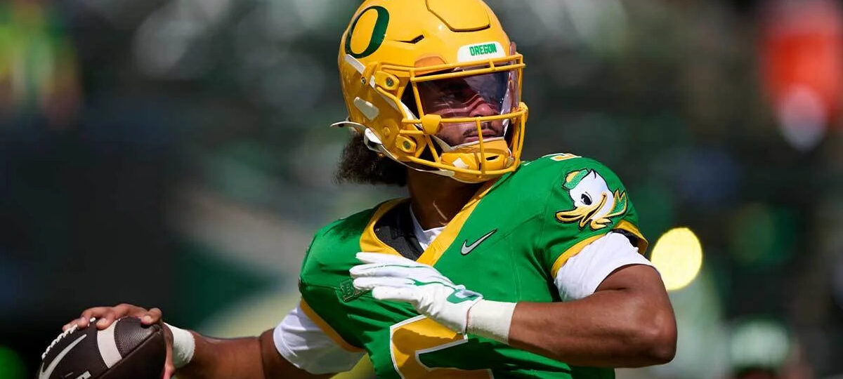 What Oregon football’s Dan Lanning said about Dante Moore’s potential return for Nebraska game