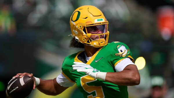 What Oregon football’s Dan Lanning said about Dante Moore’s potential return for Nebraska game