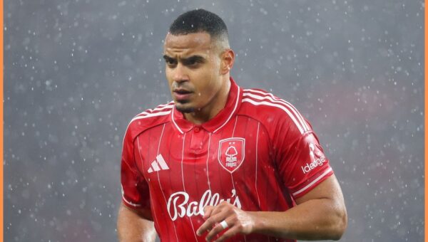 Manchester United target monster Premier League centre back for defensive rebuild