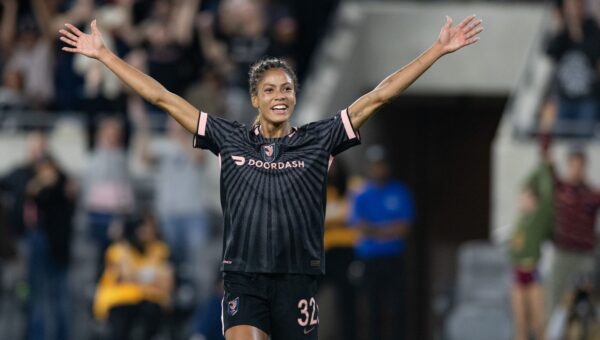 TST Images: Angel City FC defeat Bay FC, 2-0, at BMO Stadium