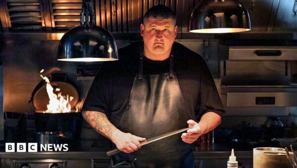 ‘I run a spotless kitchen’, says Michelin-star restaurant chef in wake of food hygiene debacle