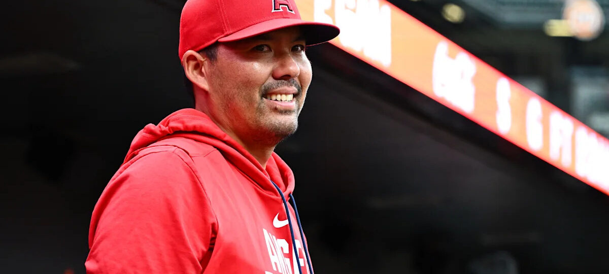 Angels fire manager Kurt Suzuki after losing 100 games in only season
