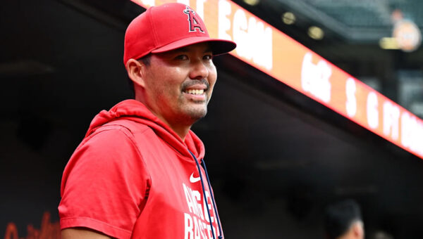 Angels fire manager Kurt Suzuki after losing 100 games in only season