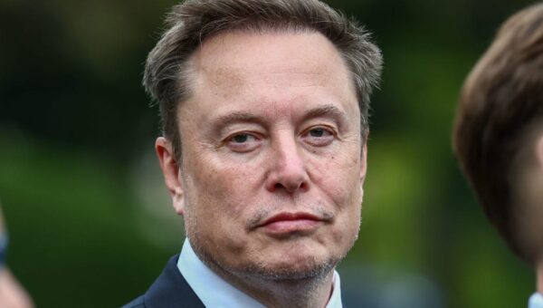 Elon Musk is a trillionaire again