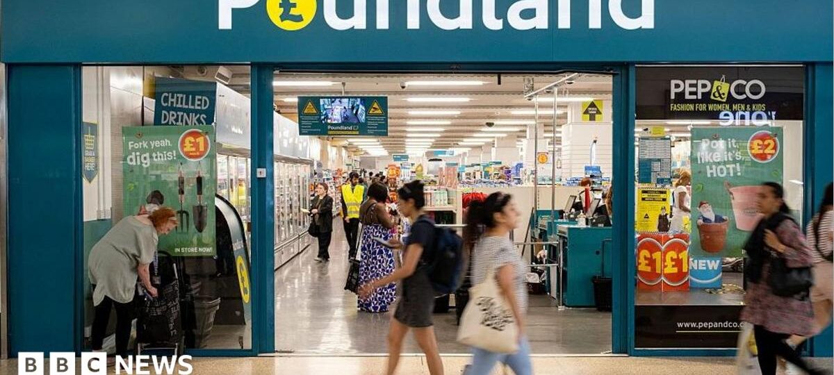 Poundland in rescue talks as owners seek buyer