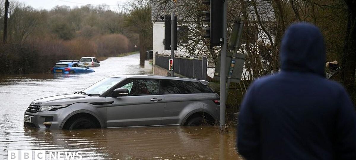 UK launch flood taskforce to prepare for extreme winter weather