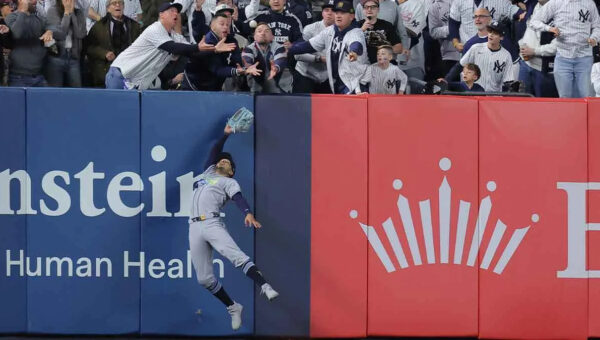 Spectator interference call on Yankees’ Anthony Volpe hit will have fans talking
