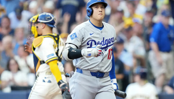 Dave Roberts says Shohei Ohtani will be in NLCS Game 3 lineup tomorrow despite hitting slump