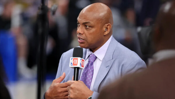 Charles Barkley says LeBron James was ‘very disrespectful’ during national anthem