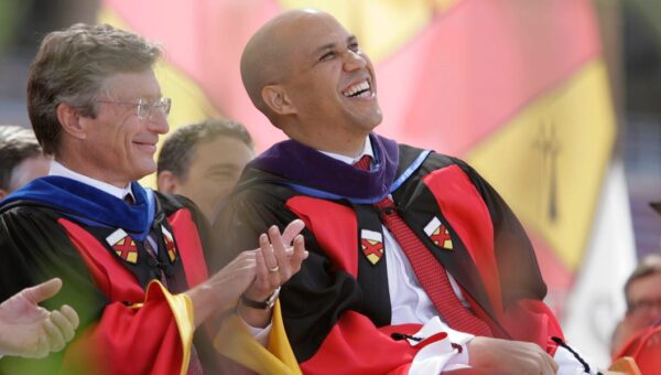 The 10 universities with the most current US senators among their graduates