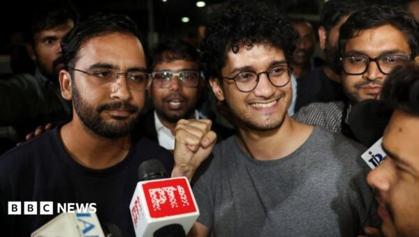 India ‘cockroach’ leaders who called on election chief to quit are freed from jail