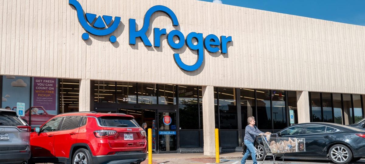 Kroger to cut 3,000 corporate employees over the next 3 years. Read the memo.