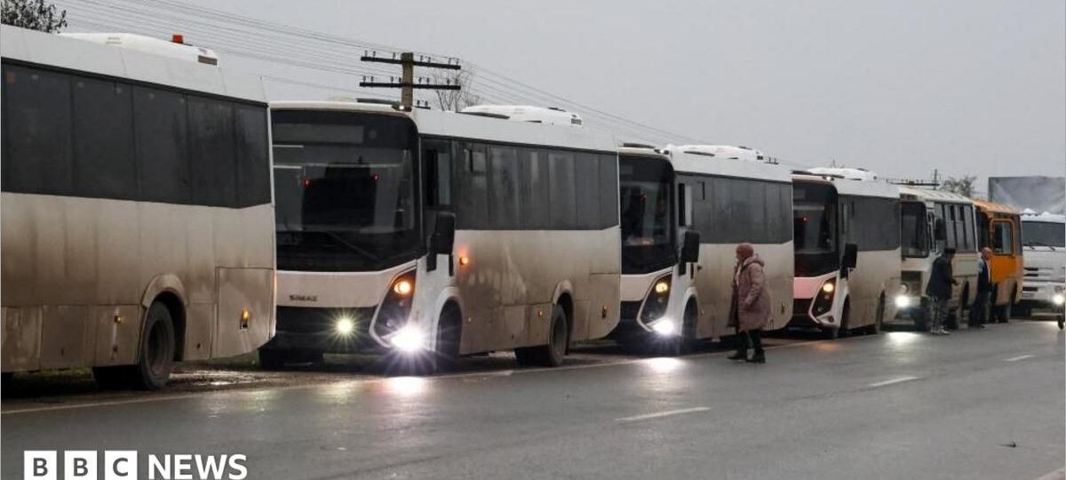 Evacuated Ukrainians from Russian-occupied Oleshky arrive in Belarus