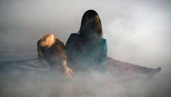 Netflix’s Twisted 2-Season Fantasy Horror Will Keep You Hooked From Start to Finish