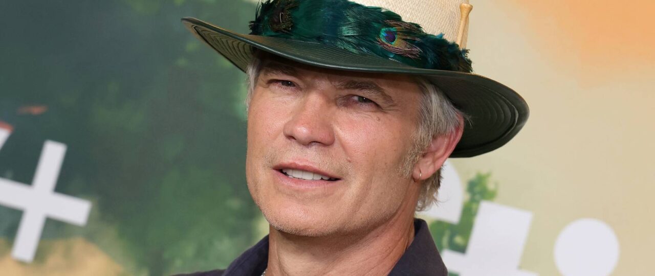 Timothy Olyphant & Brad Pitt’s New Hollywood Thriller Blocked From 2 Major Theatrical Releases