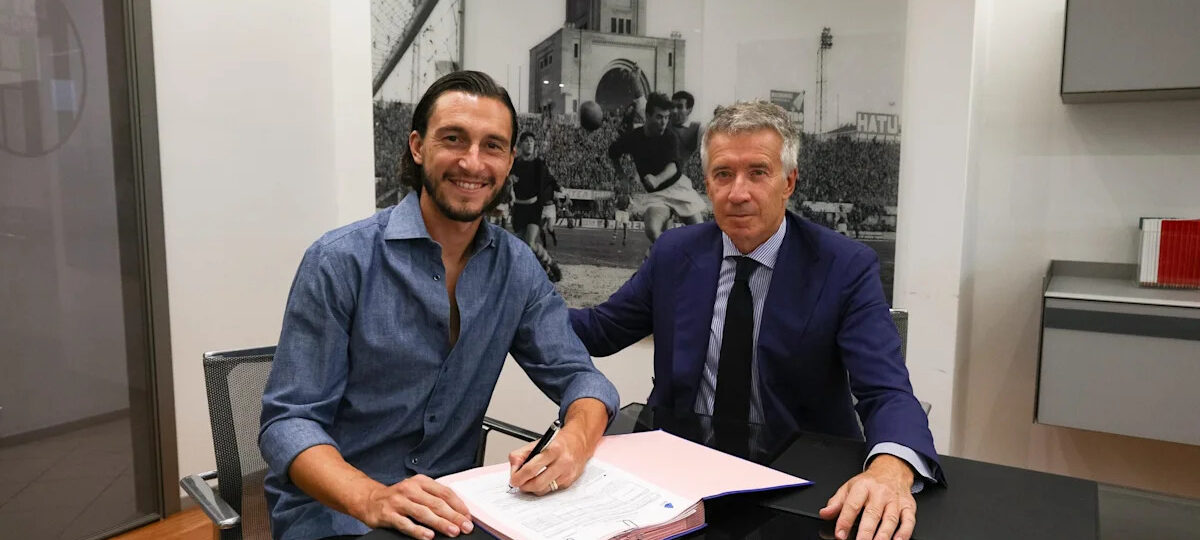 Matteo Darmian joins Bologna