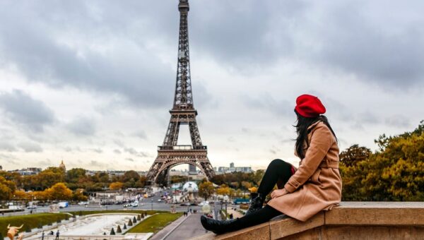 I grew up in Paris. Here are 12 of the biggest mistakes I see tourists make when they visit.