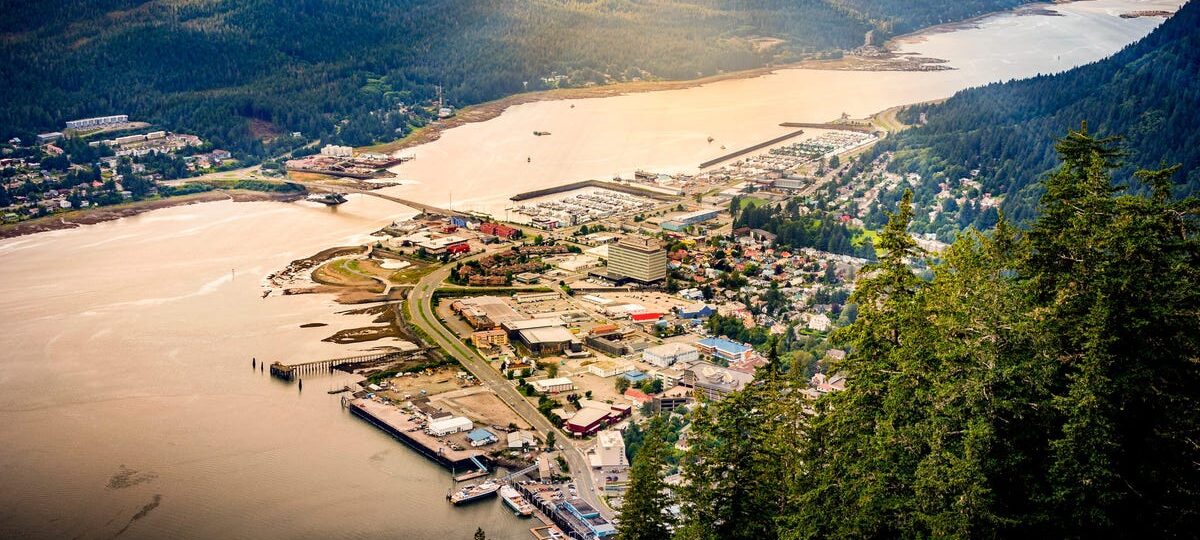 The 10 safest cities in the US — and the 10 least safe