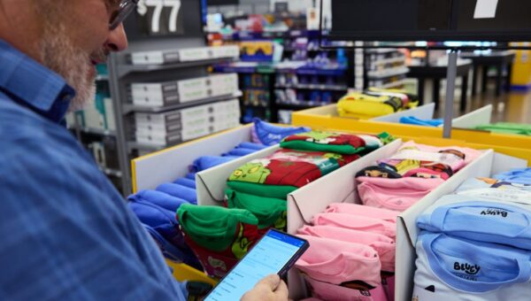 Walmart rolls out AI agent shopping features while Amazon tries to curb the tech