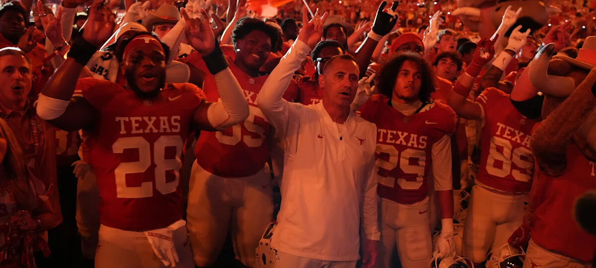 Texas jumps seven spots in new US LBM Coaches Poll after Ole Miss win