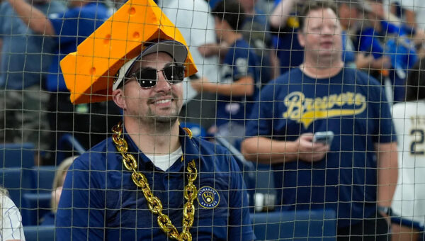 World Series Game 4 sounds like a home game for visiting Brewers at Tampa Bay’s Tropicana Field