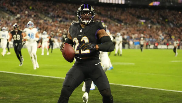 Ravens’ Derrick Henry takes immediate accountability after fumble ruins Browns game