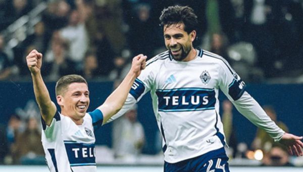 Vancouver Whitecaps take control of West on record-breaking night