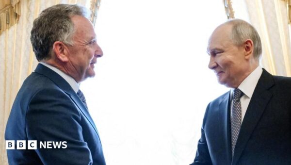 Russia says it is ready to resume talks with Ukraine and US to end war