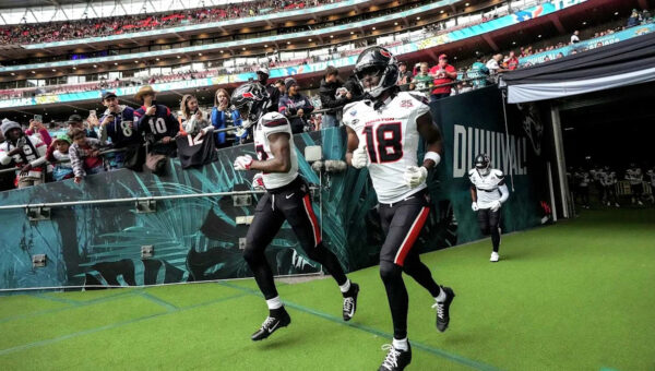 With Tank Dell's return, Texans now have a surplus of receivers. Why 'it's a good problem to have'