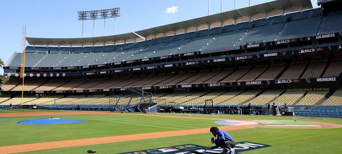 How to watch Dodgers vs. Brewers NLCS Game 3
