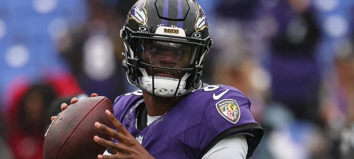 Report: Lamar Jackson is expected to return Sunday