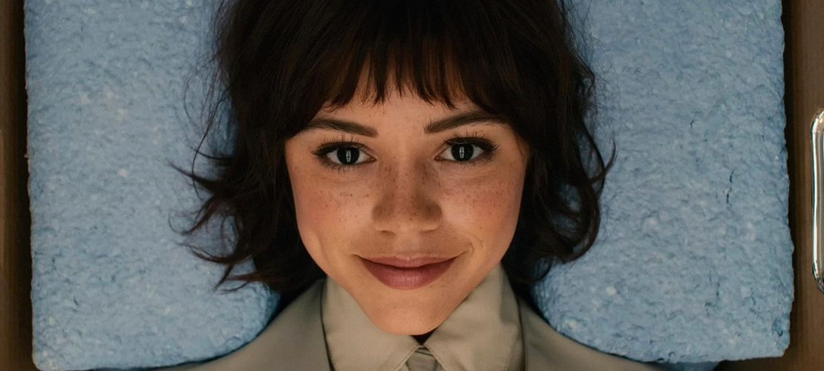Jenna Ortega’s New Sci-Fi Movie Officially Bombs After Being Removed From More Than 1,000 Theaters