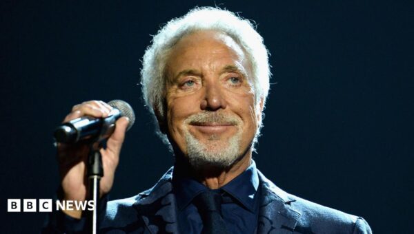 Sir Tom Jones ‘truly sorry’ as he cancels two shows due to illness