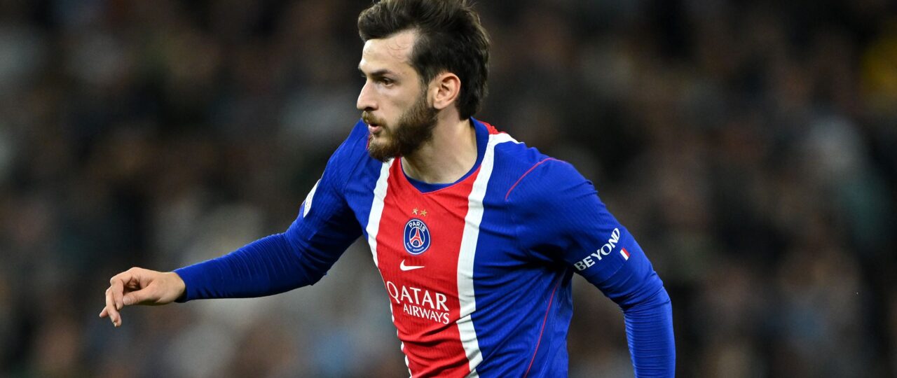 No panic buy! Luis Enrique shuts down transfer talk despite Kvaratskhelia injury blow