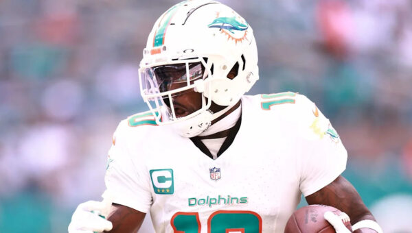 Ex-Dolphins WR Tyreek Hill Gets Blunt Take Amid Chiefs Rumors