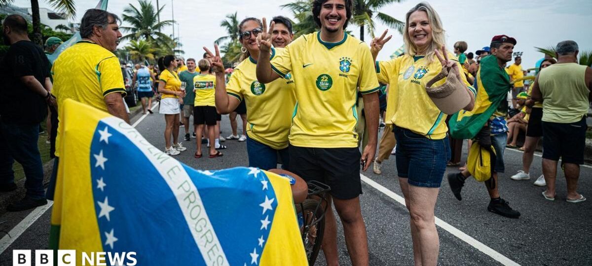 Voters in Brazil to choose between Lula and Bolsonaro's son