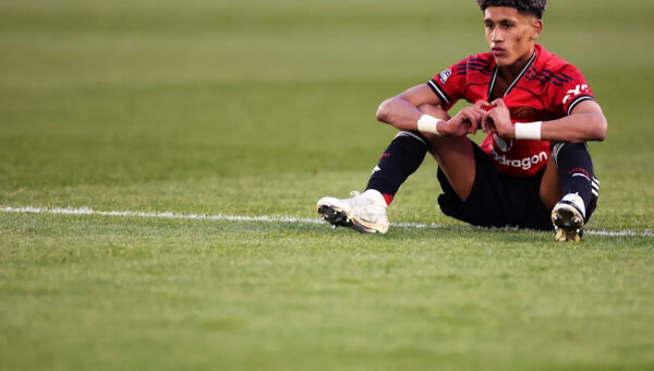 Barcelona prepared to offer ‘XXL salary package’ as Man United youngster’s January exit opens up