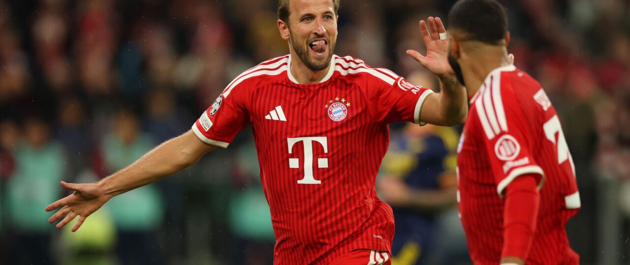 VIDEO: Hero's welcome! Harry Kane returns to Bayern Munich training after historic 2026 Ballon d'Or victory