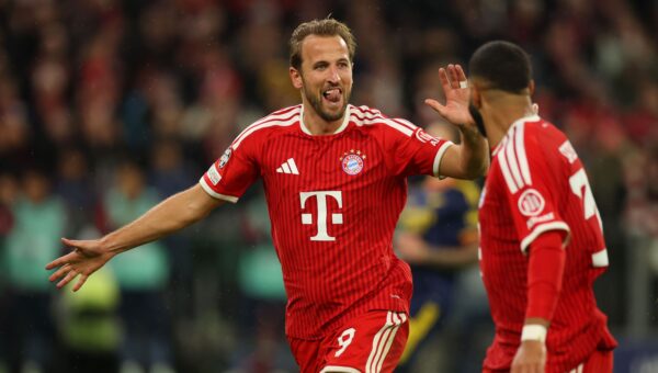 VIDEO: Hero’s welcome! Harry Kane returns to Bayern Munich training after historic 2026 Ballon d’Or victory
