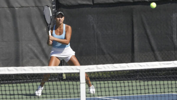 Which central Ohio tennis players won OHSAA district championships?
