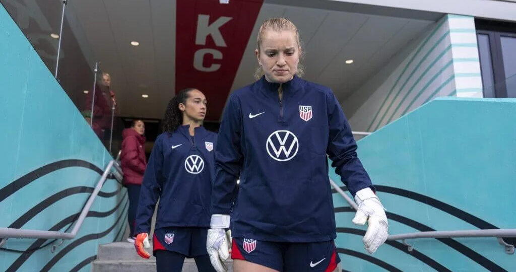 After decades of consistency, USWNT doesn’t have a No. 1 goalkeeper. It’s by design