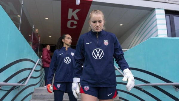 After decades of consistency, USWNT doesn’t have a No. 1 goalkeeper. It’s by design