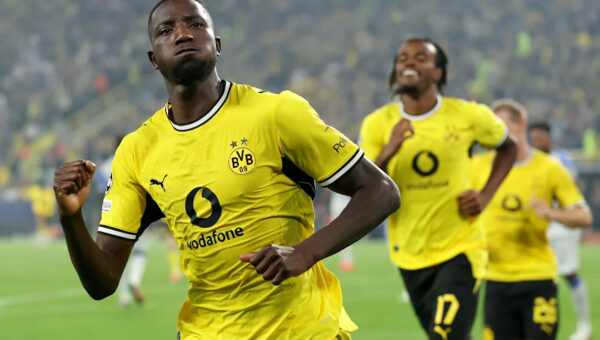 Borussia Dortmund’s Gregor Kobel praises ‘machine’ Serhou Guirassy