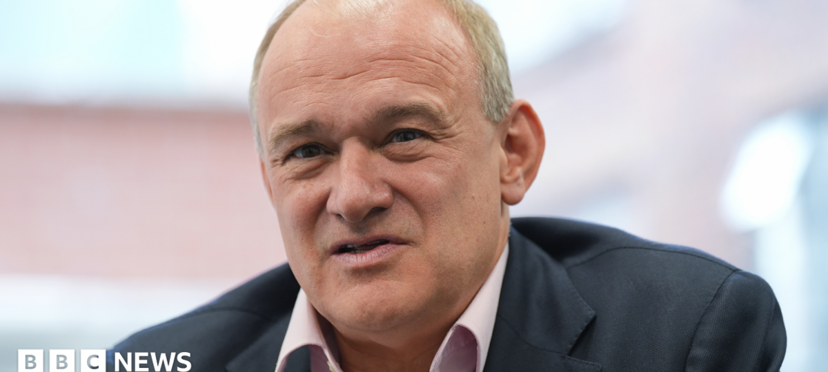 Lib Dem MPs criticise Davey over pension triple lock response