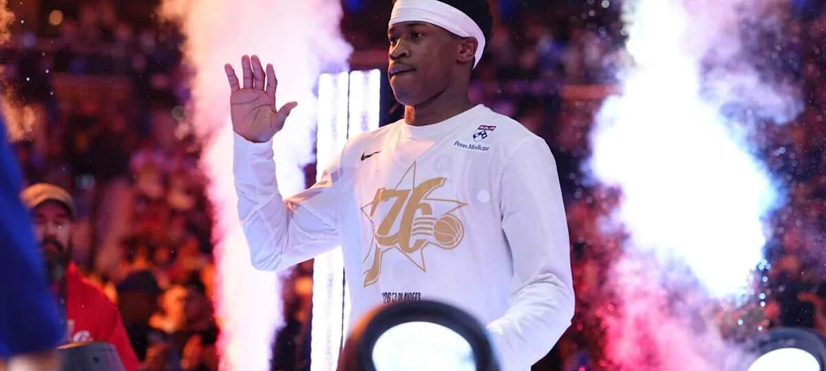 76ers superstar LeBron James shares special handshake with VJ Edgecombe after first Philly win