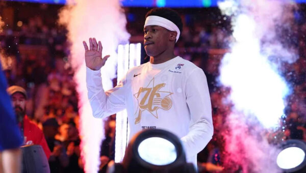 76ers superstar LeBron James shares special handshake with VJ Edgecombe after first Philly win