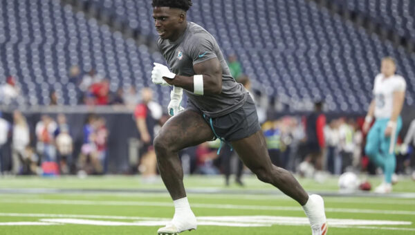 Tyreek Hill Warned Against Helping Franchise That ‘Had No Money’ for Him During Contract Talks