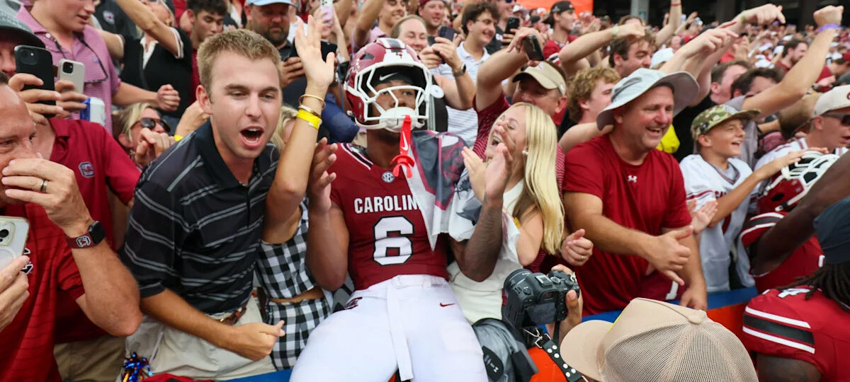 South Carolina football's Shane Beamer predicts even more from edge rusher Dylan Stewart